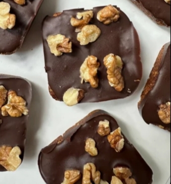 Walnut Chocolate (250gms)